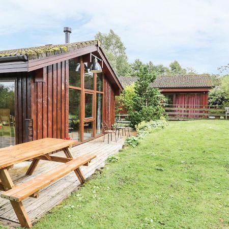 26 Dukes Meadow Villa Ellonby Exteriör bild
