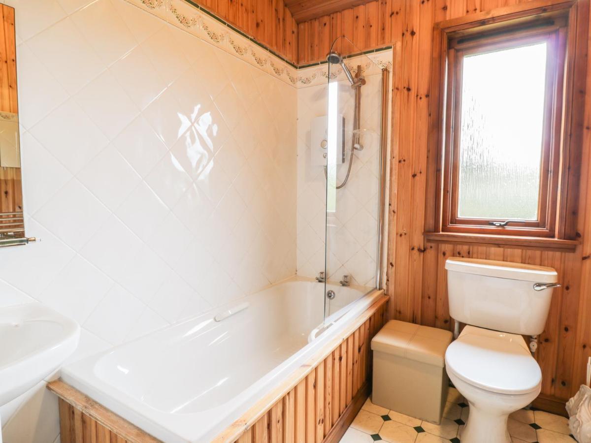 26 Dukes Meadow Villa Ellonby Exteriör bild